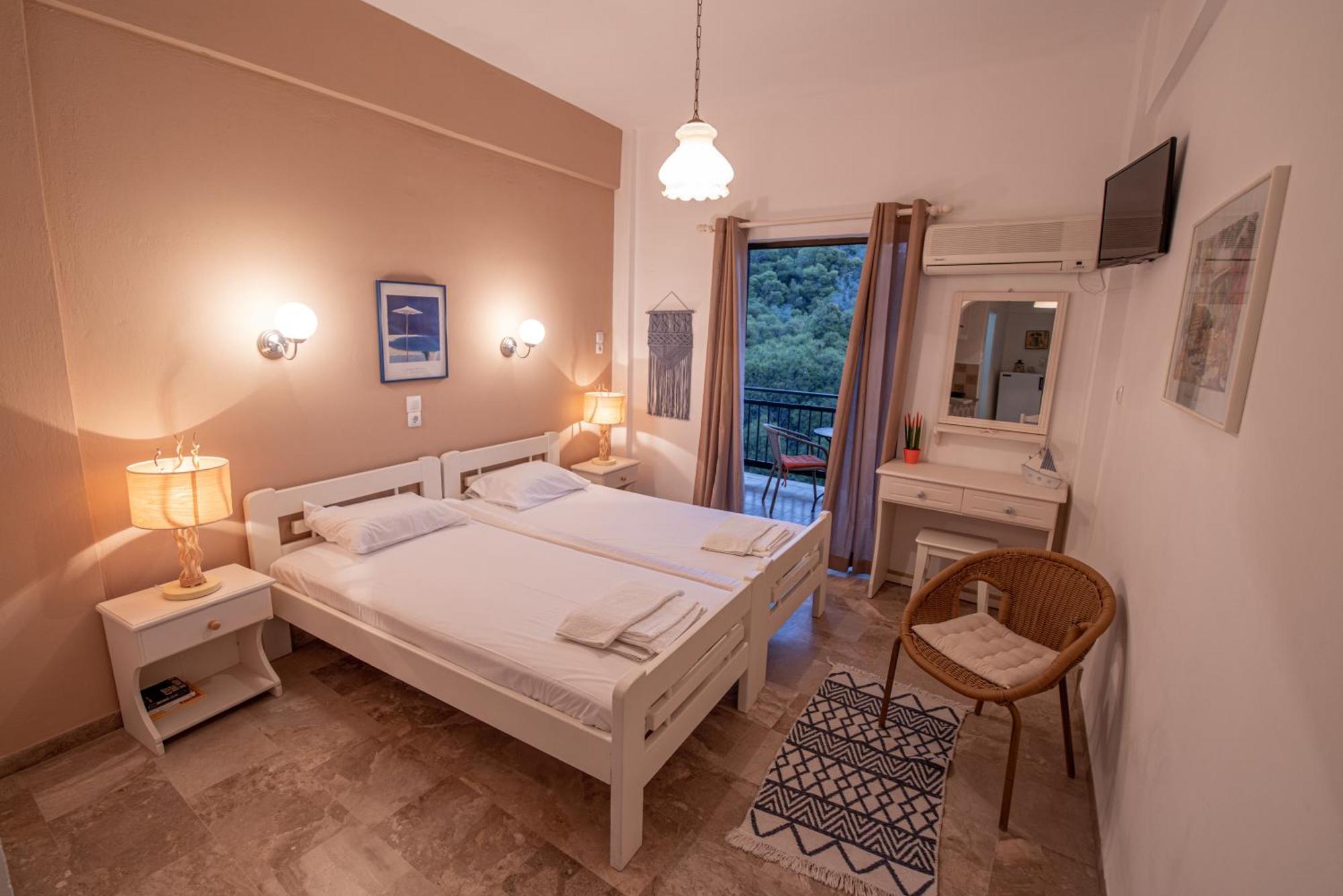Stella Studios Poros Town Exteriör bild