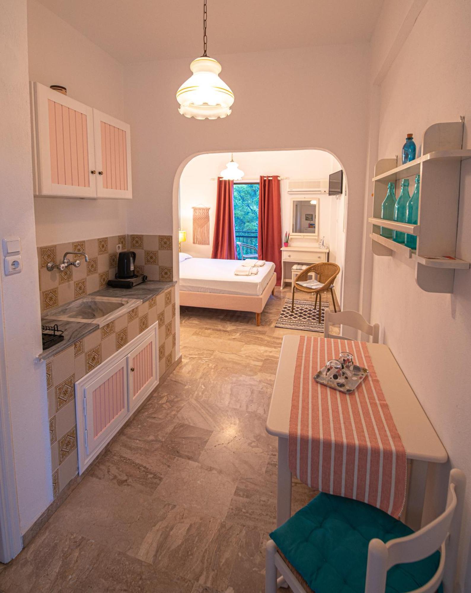 Stella Studios Poros Town Exteriör bild